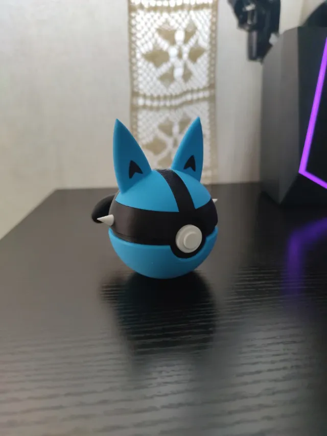 PokéBall Lucario