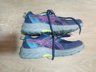 Zapatillas Asics Talla 37.5 Nuevas