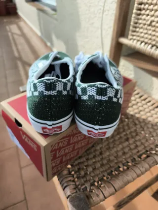 Zapatillas Vans Checkerboard Verdes y Blancas