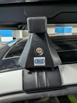 Cofre Baúl Portaequipajes Cruz + Barras baca Cruz