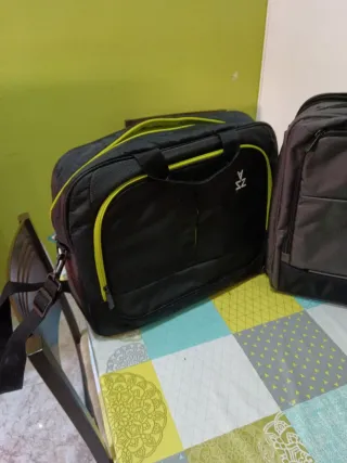 2 Mochilas para portátil