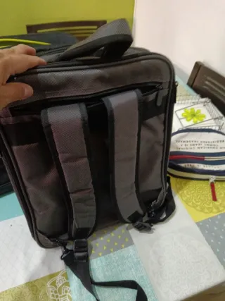 2 Mochilas para portátil