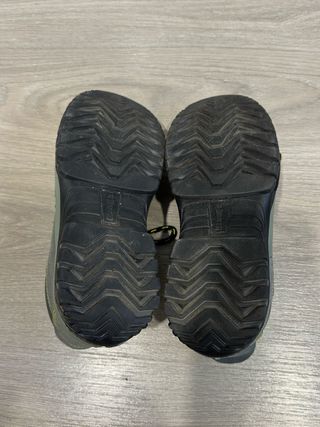 Zapato de seguridad Issaline gris y amarillo