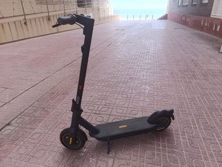 Patinete Eléctrico Segway Ninebot MAX G30 E2