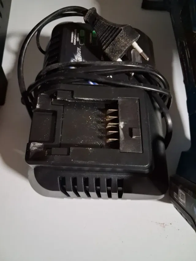 Lijadora Ferrex 20V con Cargador