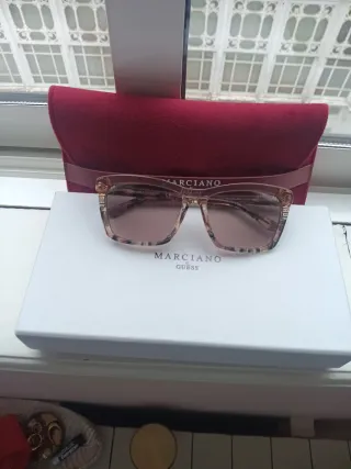 Gafas de sol Marciano by Guess nuevas