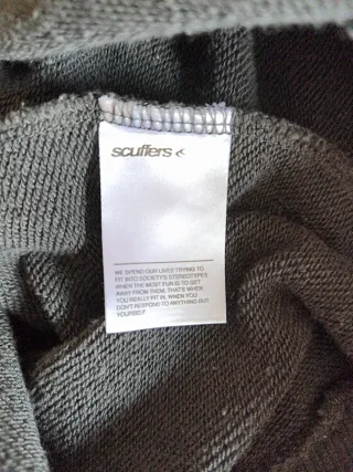 Sudadera Scuffers Negra