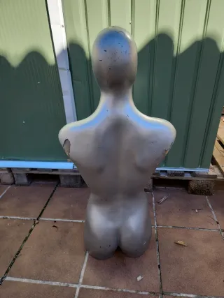 Busto Maniquí Exposición