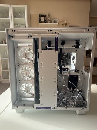 Torre PC NZXT H9 FLOW + Refrig Líquida Corsair