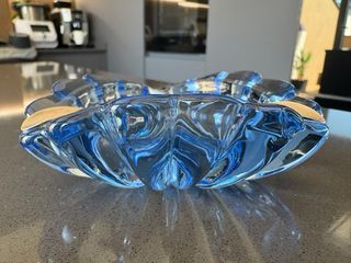 Pareja Ceniceros de cristal azul y plata antiguos