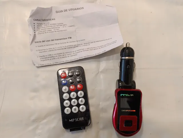 Trasmettitore FM per auto MP3 con telecomando