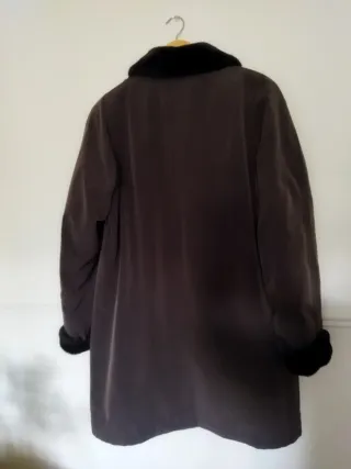 Gabardina marrón con forro desmontable de pelo