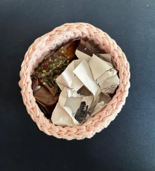 Cestino fatto a mano in tessuto rosa