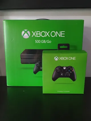 Xbox One 500 GB con scatola