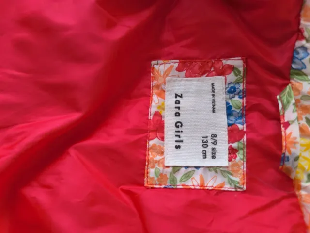 Chaleco acolchado estampado floral