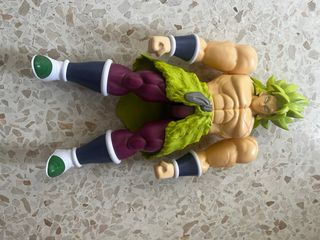 Figura Goku Super Saiyan 34cm