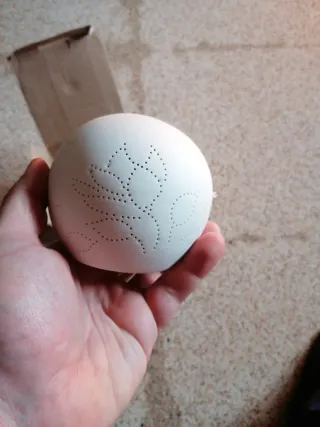 Lampada Avon in porcellana traforata