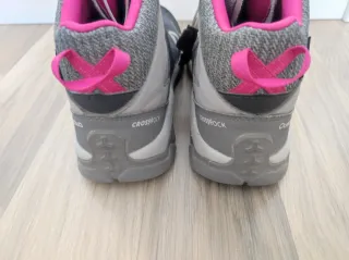 Botas montaña Quechua Talla 35