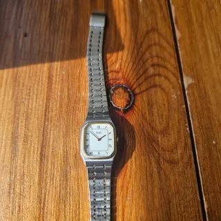 Reloj Seiko bisel Oro