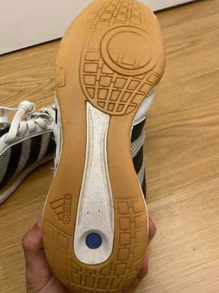 Zapatillas Adidas Sala Blancas y Negras