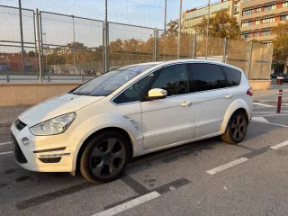 Ford S-MAX 2011