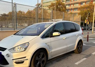 Ford S-MAX 2011