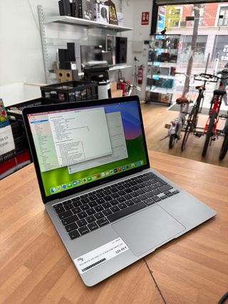 MacBook Air 2020 i3 8GB RAM 256GB SSD