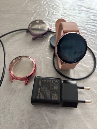 Reloj Samsung Rosa y Morado con Cargador