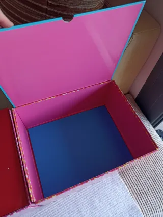 Cajas de almacenaje infantil plegables.