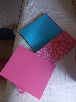 Cajas de almacenaje infantil plegables.