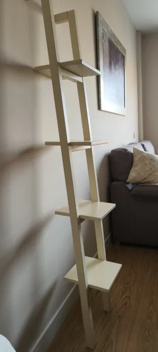 Librería Escalera Beige Madera