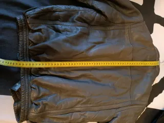 Chaqueta de piel vintage nueva. Unisex