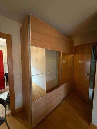 Armario de madera Robles y espejo