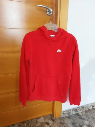 Sudadera Nike con capucha roj a