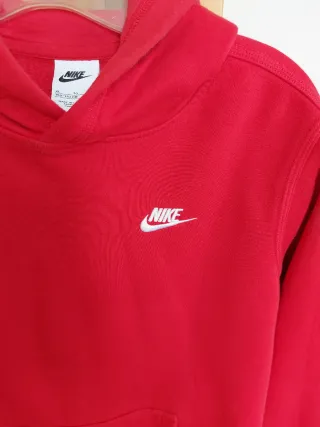 Sudadera Nike con capucha roj a