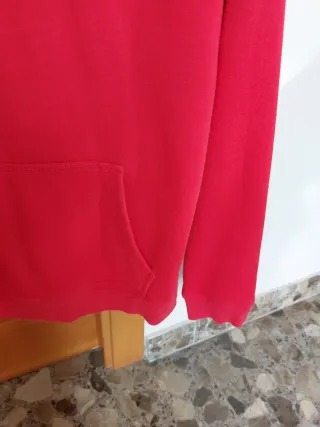 Sudadera Nike con capucha roj a