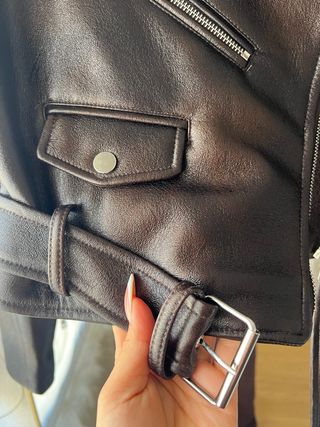 Cazadora Zara efecto piel marrón