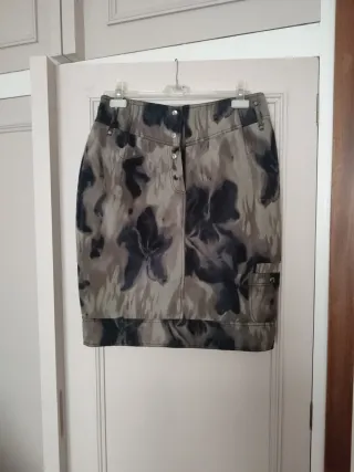 Falda Javier Simorra rodilla