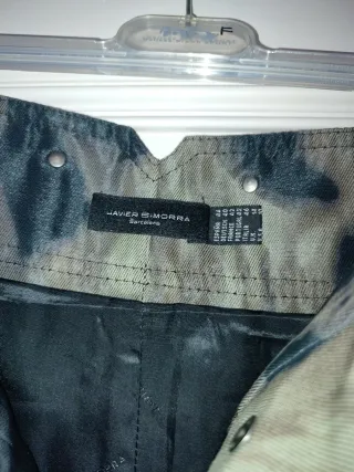 Falda Javier Simorra rodilla