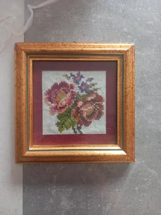 Decorazione murale con bambine stile vintage