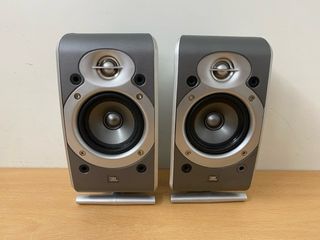 Altavoces JBL SCS200SAT Gris/Plata