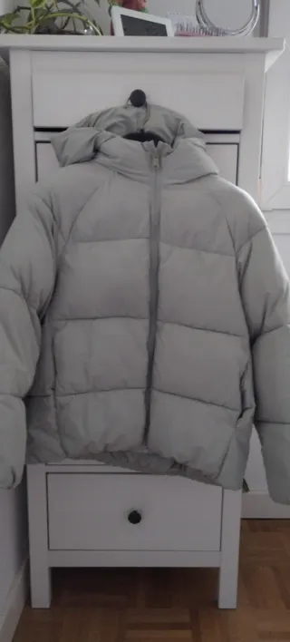 Cazadora acolchada verde pastel