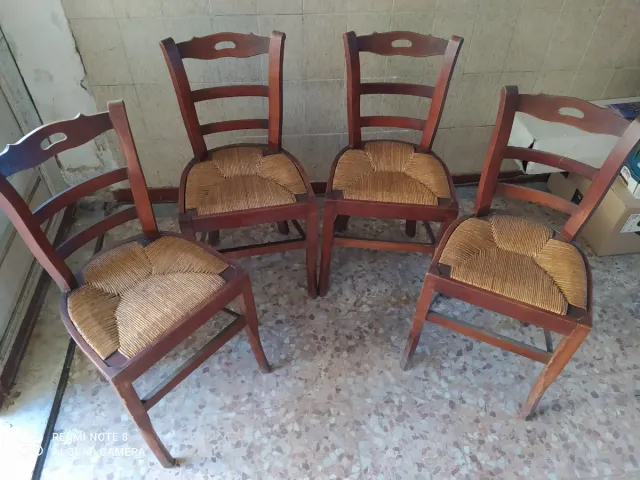 6 sedie in legno con seduta impagliata – rustiche