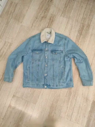 Chaqueta vaquera con borrego