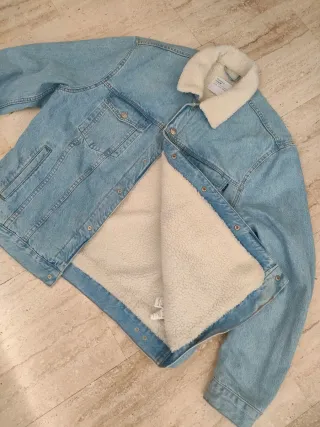 Chaqueta vaquera con borrego