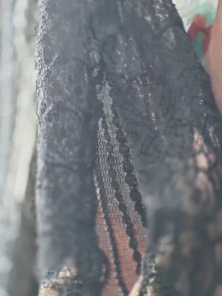 Vestido MAZA fiesta elegante negro beige