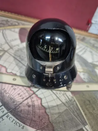 Brújula de vuelo antigua Guerra Civil avion fiat