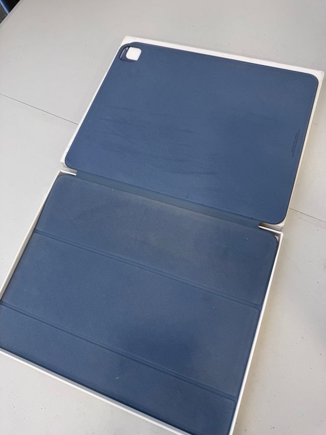 Funda iPad Pro 13”