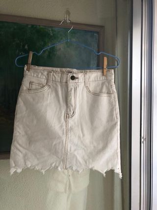 MINI FALDA BLANCA DE INVIERNO(XS)