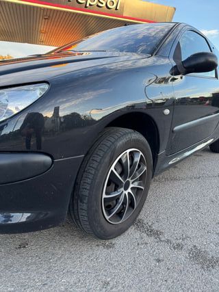 Peugeot 206 1.4 X-Line 2003 · 192.000 km